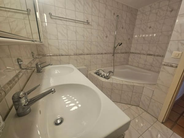 Immobilie in Neerach - 3.5-Zimmer-Wohnung mit schöner Aussicht im steuergünstigen Neerach - Bild 7