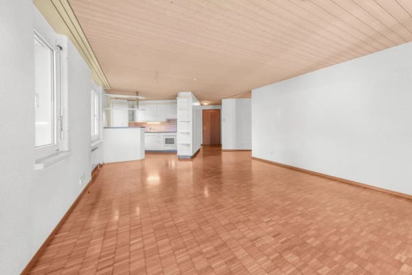 Immobilie in Lütisburg - Wohnen mit Weitsicht: 4.5-Zimmer-Gartenwohnung mit viel Privatsphäre - Bild 1