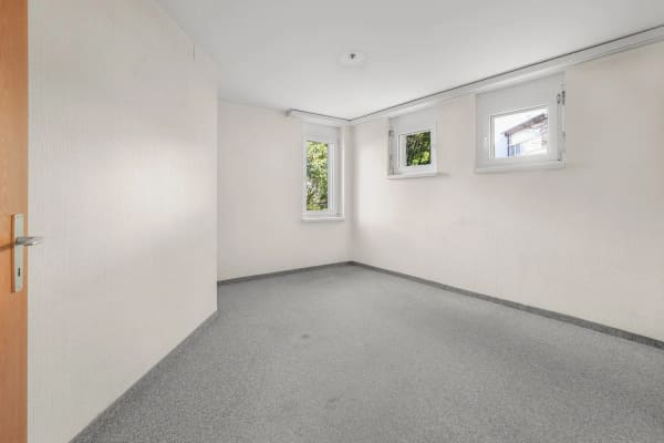 Immobilie in Lütisburg - Wohnen mit Weitsicht: 4.5-Zimmer-Gartenwohnung mit viel Privatsphäre - Bild 5