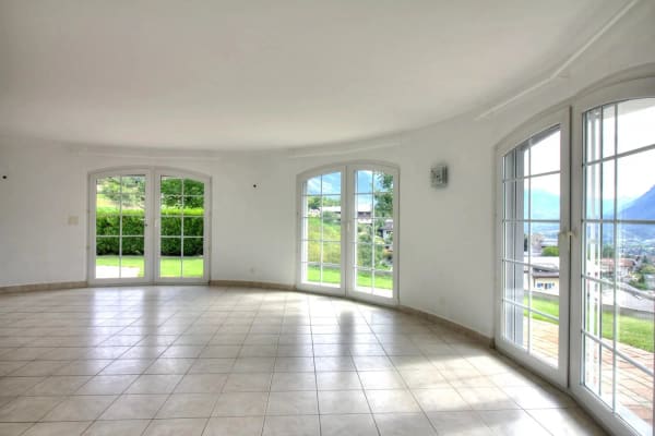 Immobilie in Loc - Villa d'architecte- Loc- Valais Central - Bild 5