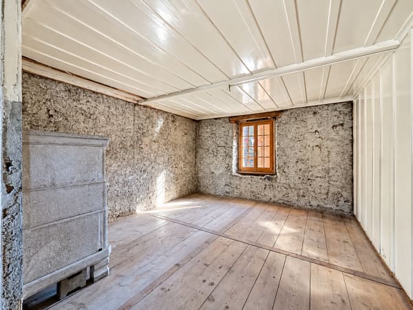 Immobilie in Sarreyer - Chalet à rénover – L'âme d'une grange alpine à Sarreyer - Bild 6