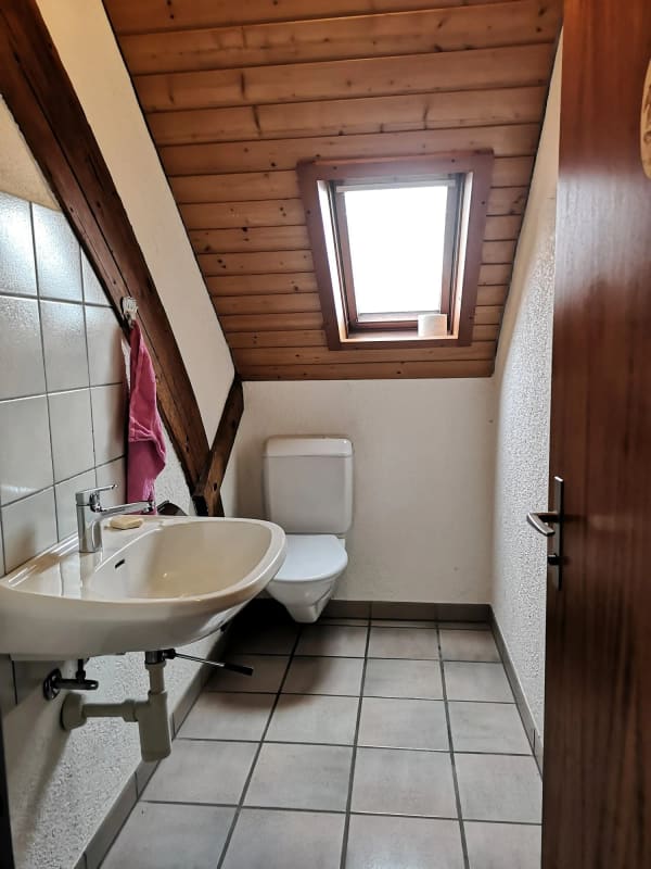 Immobilie in Movelier - Baisse de prix : grand duplex au centre du village avec garage et atelier, libre de suite - Bild 17