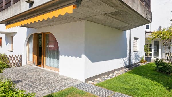Immobilie in Schiers - GROSSZÜGIGES WOHNEN MIT EIGENEM GARTENSITZPLATZ - Bild 0