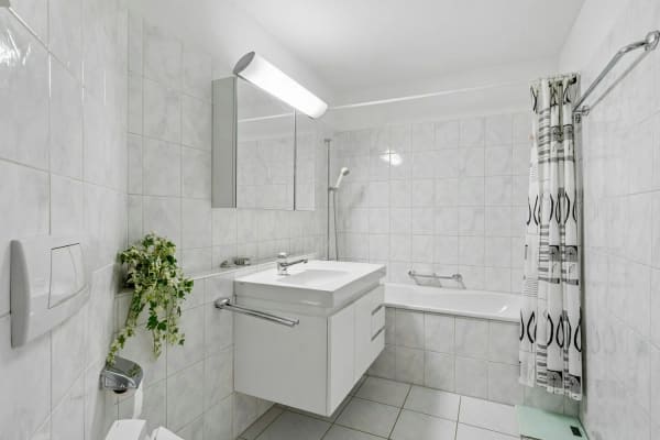Immobilie in Hombrechtikon - GrosszÃ¼gige 3Â½-Zimmer-Eigentumswohnung mit zwei Balkonen - Bild 5