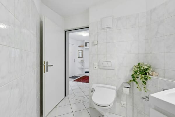 Immobilie in Hombrechtikon - GrosszÃ¼gige 3Â½-Zimmer-Eigentumswohnung mit zwei Balkonen - Bild 6