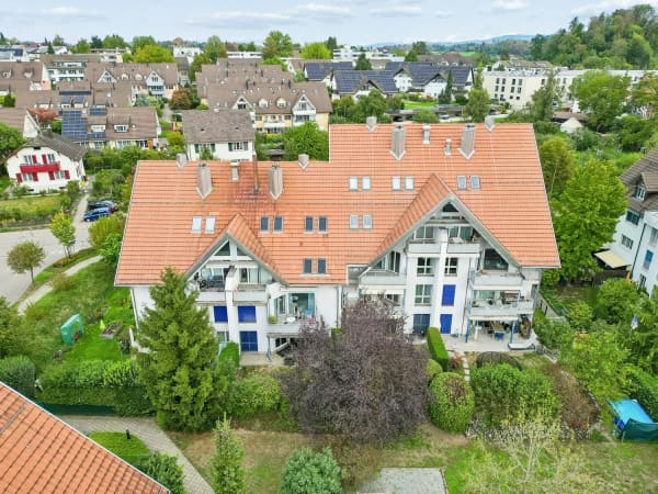 Immobilie in Hombrechtikon - GrosszÃ¼gige 3Â½-Zimmer-Eigentumswohnung mit zwei Balkonen - Bild 9