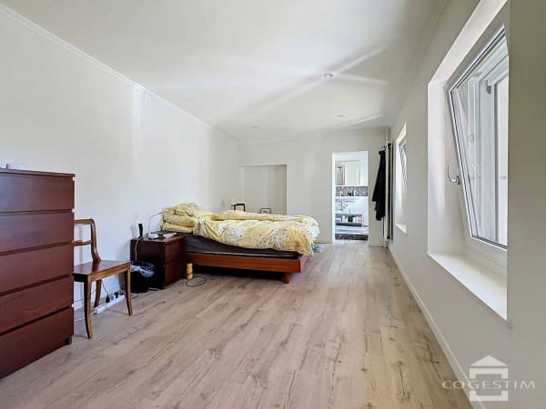 Immobilie in Essertines-sur-rolle - Maison mitoyenne de 7.5 piÃ¨ces avec jardin et jardin d'hiver - Bild 5
