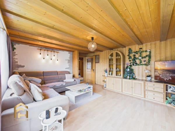 Immobilie in Ernen - Chalet in Ernen als Ferienwohnung oder Erstwohnsitz mit Einliegerwohnu - Bild 2