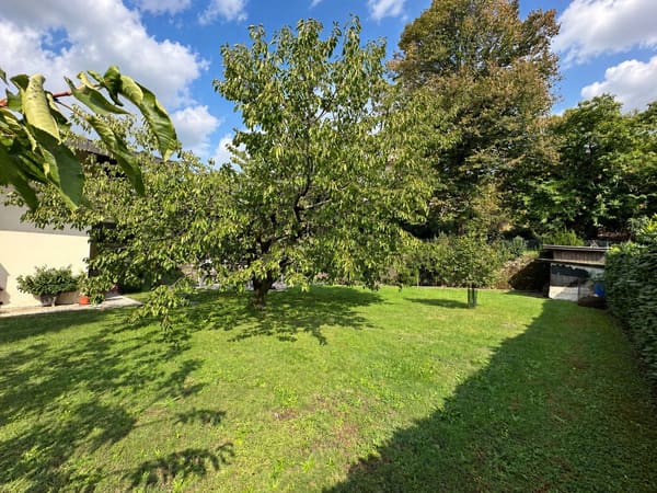 Immobilie in Tremona - Accogliente e caratteristica casa unifamiliare con grande giardino pianeggiante ben curato - Bild 19