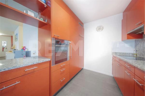 Immobilie in Ibach - Eine zentrale und moderne 4.5-Zimmer-Wohnung in 6438 Ibach-Schwyz - Bild 10