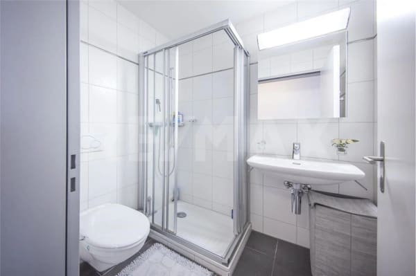 Immobilie in Ibach - Eine zentrale und moderne 4.5-Zimmer-Wohnung in 6438 Ibach-Schwyz - Bild 2