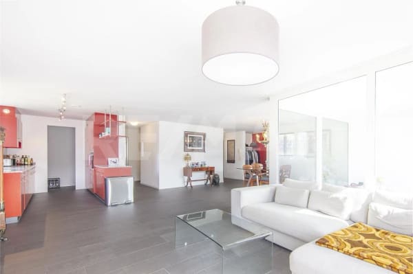Immobilie in Ibach - Zentrale und moderne 4.5-Zimmer-Wohnung in 6438 Ibach-Schwyz - Bild 2
