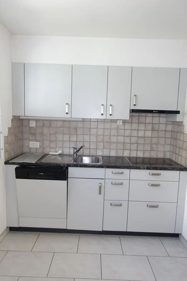 Immobilie in Tramelan - Tramelan - Maison de 2 appartements et atelier, annexe et places de parc, au centre de la localitÃ© - Bild 7