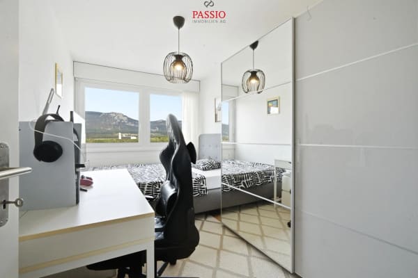 Immobilie in Derendingen - Zentrale & gepflegte 4.5-Zimmer-Wohnung mit unverbaubarer Weitsicht - Bild 9