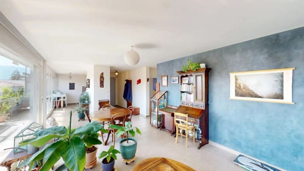 Immobilie in La Plaine - Attic 3.5 rooms with large terrace and Léman Express two minutes away! - Bild 0