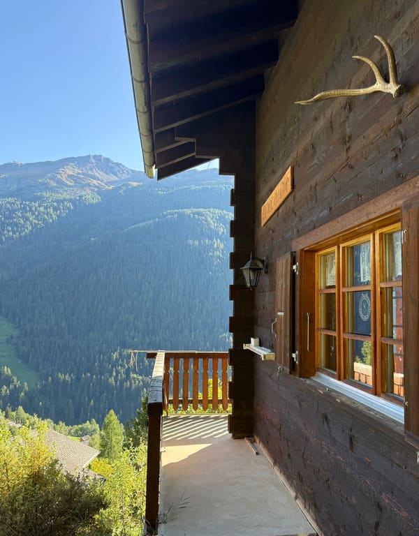 Immobilie in Ayer - Passez les fÃªtes dans votre nouveau chalet au cÅ“ur du Val dâ€™Anniviers - Bild 1