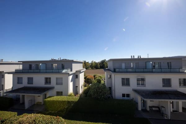 Immobilie in Schwerzenbach - Moderne 3.5-Zimmerwohnung mit grossem Balkon nach Süden in Schwerzenbach - Bild 11