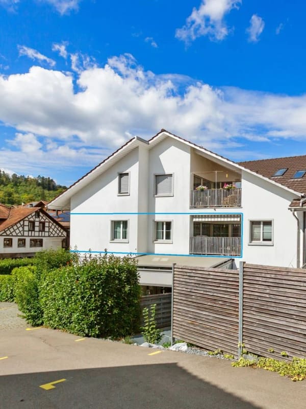 Immobilie in Weisslingen - Moderne 4.5-Zimmer-Wohnung im Dorfzentrum - Bild 0