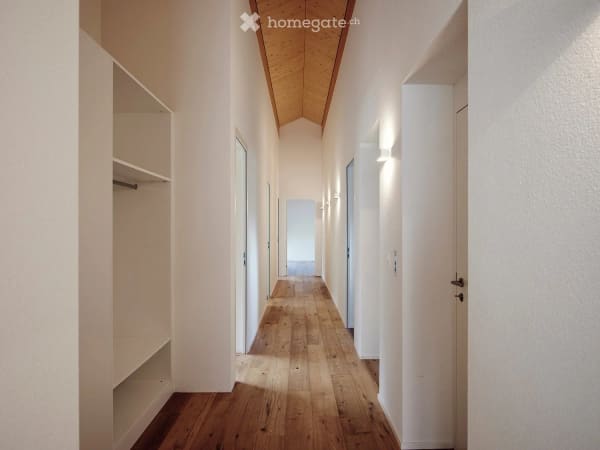 Immobilie in Meiringen - Einzigartige Dachwohnung mit 50 mÂ² Dachterrasse und Bergpanorama - Bild 2