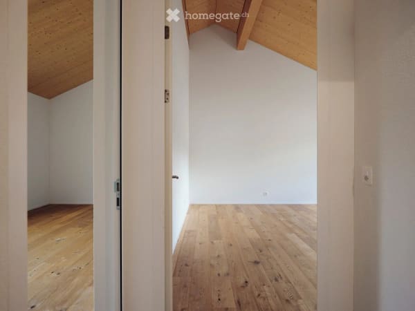 Immobilie in Meiringen - Einzigartige Dachwohnung mit 50 mÂ² Dachterrasse und Bergpanorama - Bild 3
