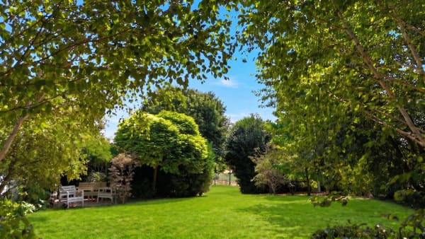 Immobilie in Oulens-sous-echallens - Magnifique appartement/maison de village avec grand jardin - Bild 0