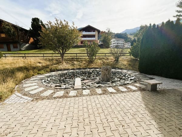 Immobilie in Unterbäch Vs - 3,5-Zimmer Chalet in Unterbäch - herziges Tiny-Einfamilienhaus mit viel Privatsphäre - Bild 15