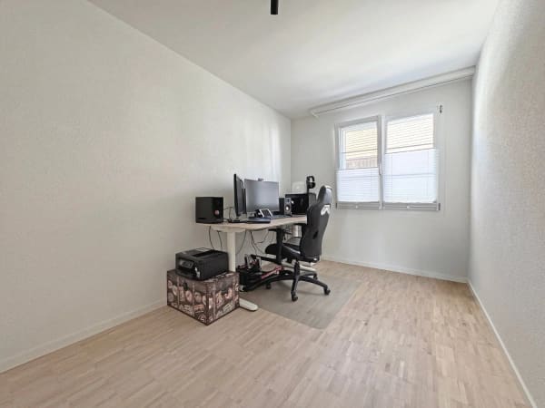 Immobilie in Thalheim An Der Thur - Grosszügige, durchdachte 4 ½-Zimmer- Wohnung, ruhiges Wohnquartier, inkl. 2 Tiefgaragenplätze - Bild 9