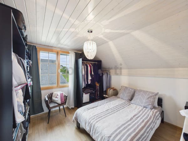 Immobilie in Bouloz - Vue Captivante, Grand Jardin avec Four Ã  Pizzas, Chauffage par le Sol, Cave & Cadre Familial Paisible ! - Bild 7