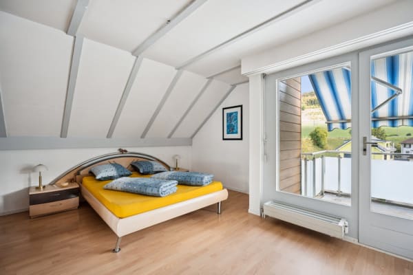 Immobilie in Thürnen - 5.5-Zimmer-Eigentumswohnung im Dachgeschoss mit Aussicht - Bild 9