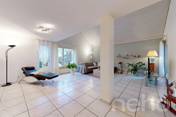 Immobilie in Anglikon - Grosszügige 4.5-Zimmer-Terrassenwohnung mit Lift und Wintergarten - Bild 1