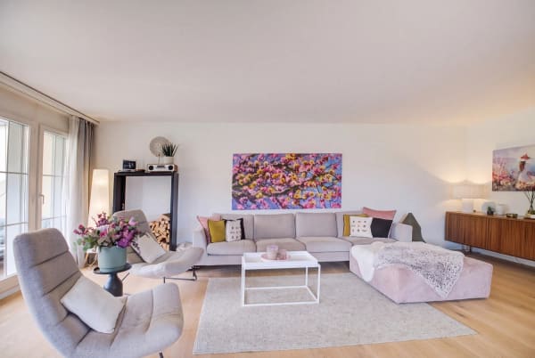 Immobilie in Ottikon - EXKLUSIVE 6.5 ZIMMER MAISONETTEWOHNUNG IM ZÃœRCHER OBERLAND - Bild 1
