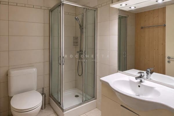 Immobilie in Tegna - Caratteristica casa ticinese con piazzetta privata - Bild 8