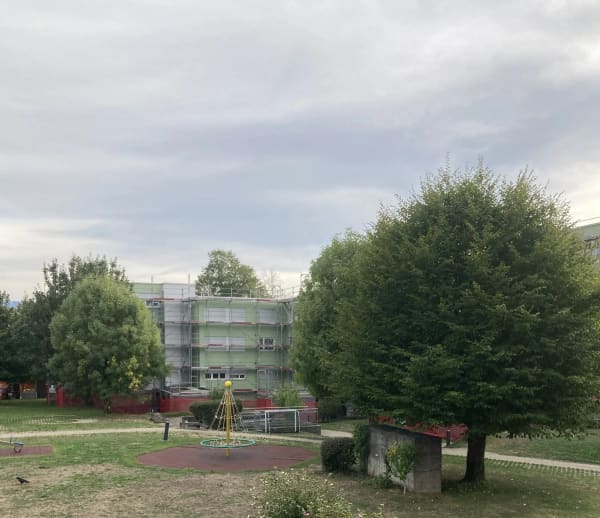 Immobilie in Hombrechtikon - Charmante 3.5-Zimmer-Wohnung in sonniger Lage in Hombrechtikon - Bild 1