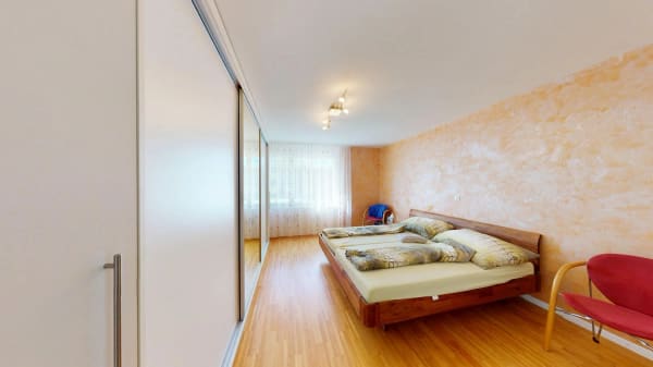 Immobilie in Zwillikon - Charmante 3½-Zimmer Wohnung mit grosszügigem Garten - Bild 4