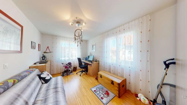 Immobilie in Zwillikon - Charmante 3½-Zimmer Wohnung mit grosszügigem Garten - Bild 5