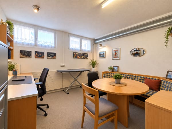 Immobilie in Zwillikon - Charmante 3½-Zimmer Wohnung mit grosszügigem Garten - Bild 9
