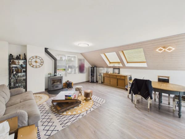 Immobilie in Froideville - En Duplex, Belle LuminositÃ©, Balcon PrivÃ© EnsoleillÃ©, Chauffage au Sol, AccÃ¨s Fauteuil Roulant avec Ascenseur & Ã‰coles Ã  90m ! - Bild 0