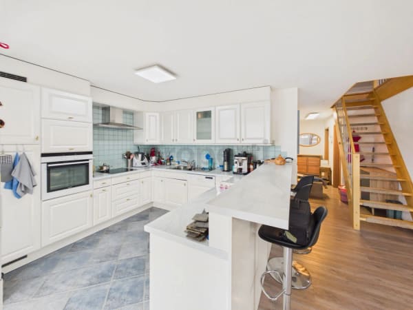 Immobilie in Froideville - En Duplex, Belle LuminositÃ©, Balcon PrivÃ© EnsoleillÃ©, Chauffage au Sol, AccÃ¨s Fauteuil Roulant avec Ascenseur & Ã‰coles Ã  90m ! - Bild 3