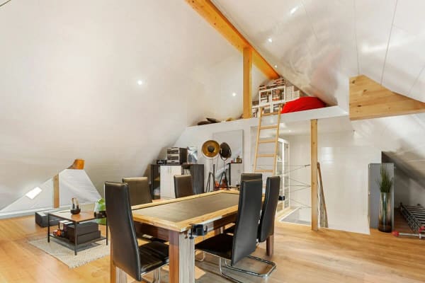 Immobilie in Hosenruck - Wohnen mit Charme und Weitsicht - neuwertige Dachmaisonette - Bild 11