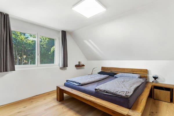 Immobilie in Hosenruck - Wohnen mit Charme und Weitsicht - neuwertige Dachmaisonette - Bild 8