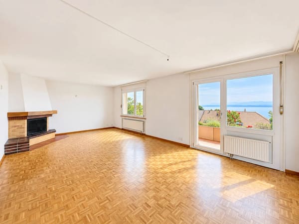 Immobilie in Chez-le-bart - Un appartement gÃ©nÃ©reux avec vue sur le lac et les Alpes - Bild 0