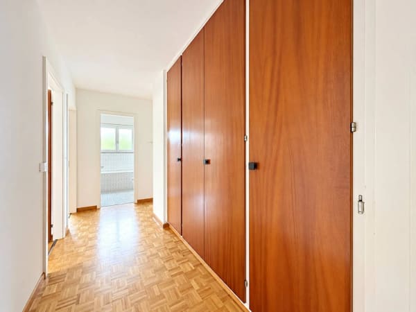 Immobilie in Chez-le-bart - Un appartement gÃ©nÃ©reux avec vue sur le lac et les Alpes - Bild 2