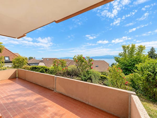 Immobilie in Chez-le-bart - Un appartement gÃ©nÃ©reux avec vue sur le lac et les Alpes - Bild 8