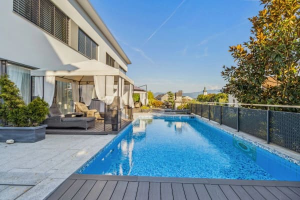 Immobilie in Dietwil - RESIDENZ MIT SWIMMINGPOOL UND GROSSZÃœGIGEN WOHNRAUM - Bild 1