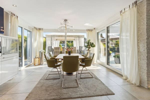 Immobilie in Dietwil - RESIDENZ MIT SWIMMINGPOOL UND GROSSZÃœGIGEN WOHNRAUM - Bild 4