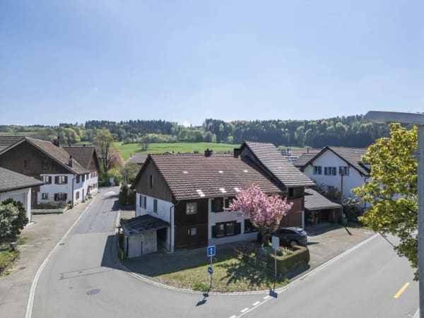 Immobilie in Theilingen - Einladendes Einfamilienhaus mit Ausbaupotential - Bild 0