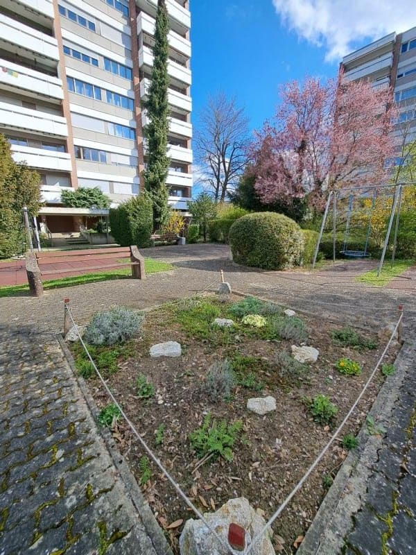 Immobilie in Therwil - Charmante 4.5-Zimmer-Wohnung mit Balkon und schÃ¶ner Aussicht in Therwil - Bild 10