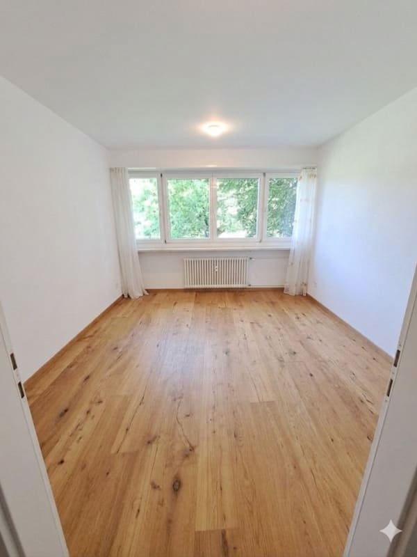 Immobilie in Therwil - Charmante 4.5-Zimmer-Wohnung mit Balkon und schÃ¶ner Aussicht in Therwil - Bild 5