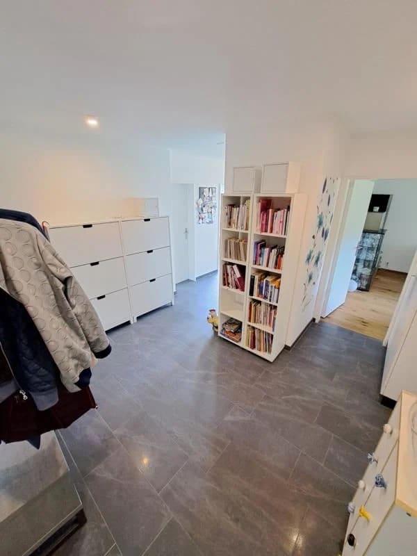 Immobilie in Therwil - Charmante 4.5-Zimmer-Wohnung mit Balkon und schÃ¶ner Aussicht in Therwil - Bild 6