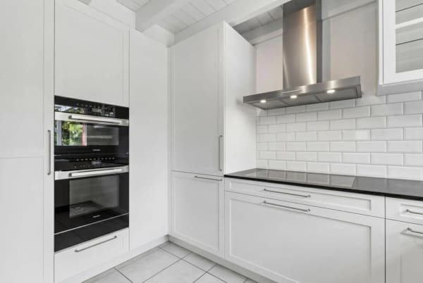 Immobilie in Cordast - Modernisiertes 4.5-Zimmer-Einfamilienhaus mit familienfreundlichem Umschwung - Bild 6